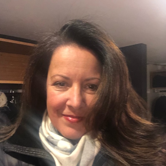 Meet your Posher, Susan - Picture 1 of 1